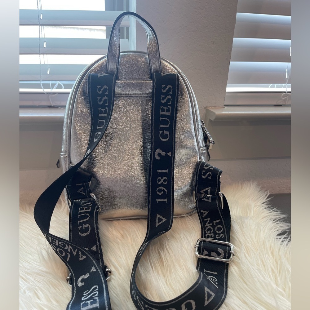 GUESS ZANA Sliver‎ Backpack - Picture 7 of 9